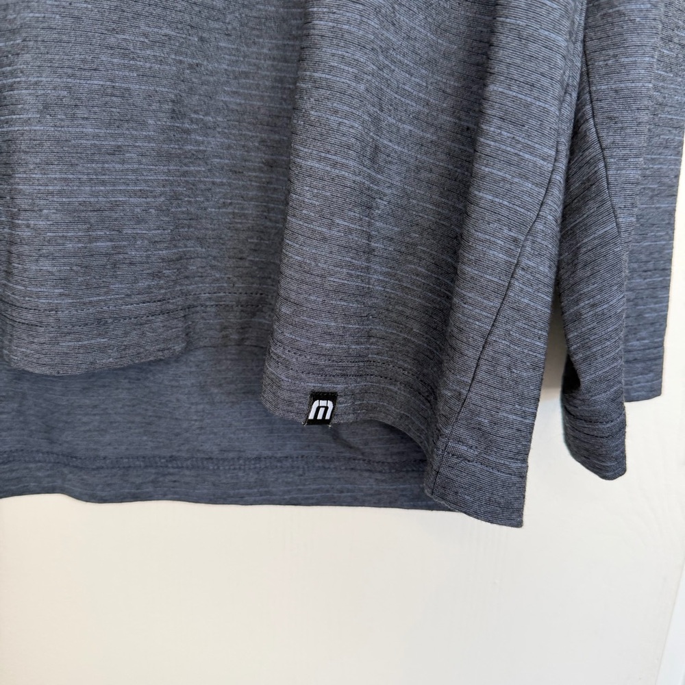 Travis Mathew Blue Gray Lightweight Quarter-Zip Pullover with Chevron Logo - Picture 2 of 7